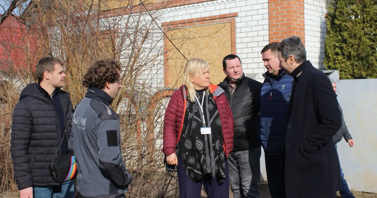 Фото - Тетяна Логвіна Відновлення дахів після прильоту в Змієві завершено: Польські партнери «прийняли» роботу на порталі Gromada Group