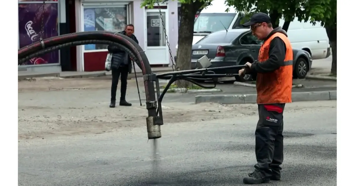 Ілюстративне фото У Зміївській громаді продовжують ремонтувати дороги. Тепер — не тільки в місті на порталі Gromada Group