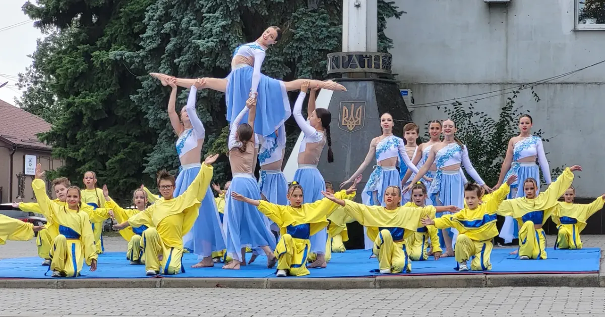 Ілюстративне фото Тетяна Логвіна Зміївські колективи та солісти — переможці фестивалю «Молоді таланти Харківщини 2024» на порталі Gromada Group