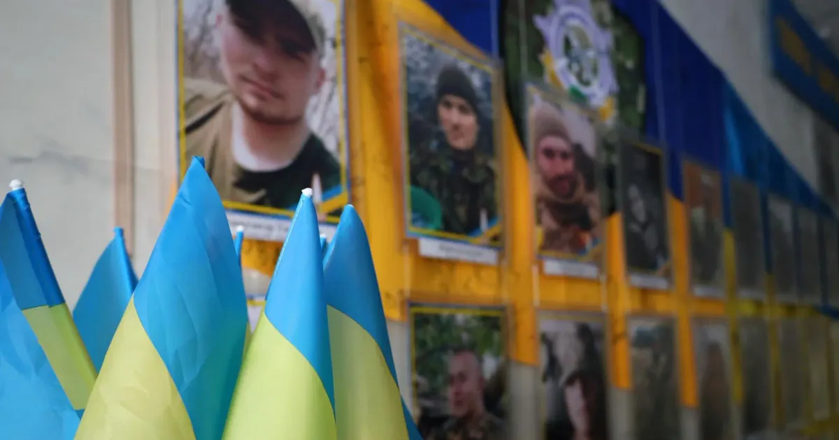 Фото - Зміївська міська рада У старостатах Зміївської громади встановлюватимуть меморіали загиблим землякам на порталі Gromada Group