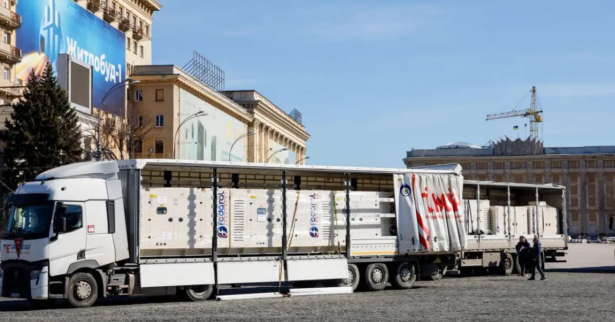 Фото - телеграм/Олег Синєгубов За допомоги міжнародних партнерів Харківщина отримала17 таких генераторів. Днями очікується ще два