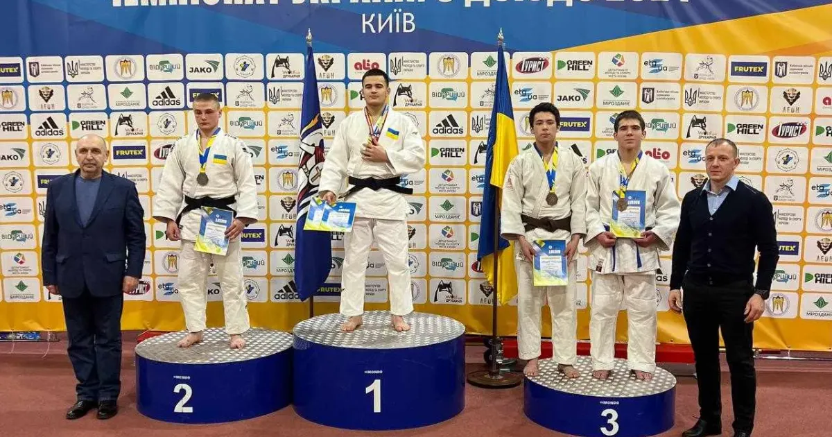 Данило Вінтоняк — бронзовий призер чемпіонату України з дзюдо. Фото - Микола Вінтоняк Данило Вінтоняк — бронзовий призер чемпіонату України з дзюдо на порталі Gromada Group