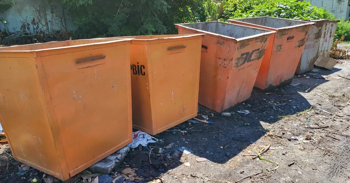 Фото - Тетяна Логвіна Сміття в Зміївській громаді продовжує вивозити «Зміїв-сервіс» на порталі Gromada Group
