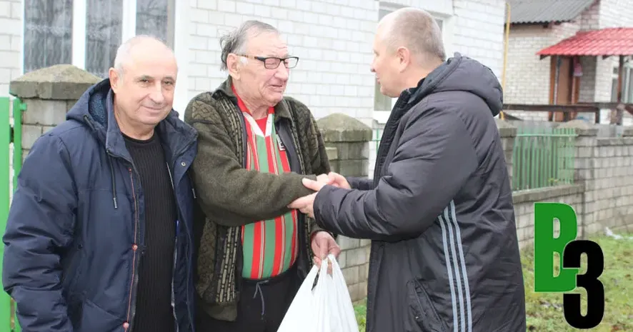 Фото - Тетяна Логвіна 35 продуктових наборів отримали ветерани спорту Зміївської громади