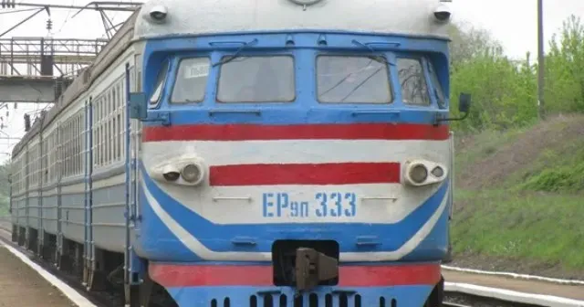 Фото Укрзалізниця Поновлюється рух електричок, які йдуть через Зміївську громаду на порталі Gromada Group