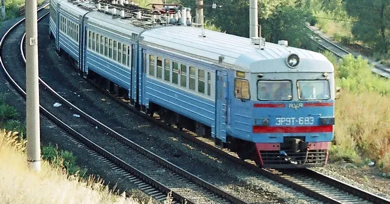 Ілюстративне фото З 28 червня відновили електричку Харків – Букине, що йде через Зміїв та Слобожанське на порталі Gromada Group